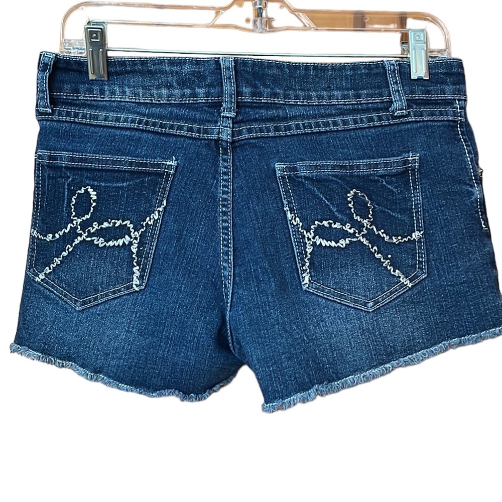 Rue 21 Dark Wash Embroidered Pockets Frayed Hem Women’s Shorts Size 9/10